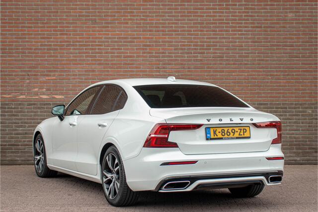 Volvo S60 B4 R-Design, Harman/Kardon, Stoel & Stuurverwarming, Trekhaak, Camera, Memory, Carplay, Adaptive Cruise.