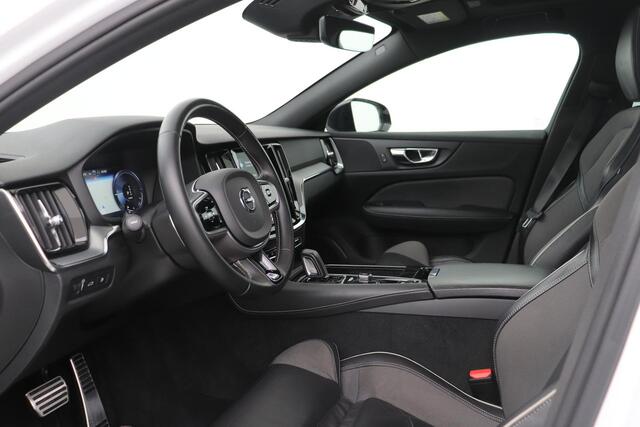 Volvo S60 T6 Twin Engine R-Design | Panoramadak | Head-Up | ACC | BLIS | Getint Glas | 19 Inch