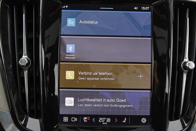 Volvo S60 Recharge T8 AWD Ultimate Dark - Panorama/schuifdak - IntelliSafe Assist & Surround - 360º Camera - Bowers & Wilkins audio - Adaptieve LED koplampen - Verwarmde voorstoelen, stuur & achterbank - Parkeersensoren voor & achter - Elektr. bedienb. voorstoelen 