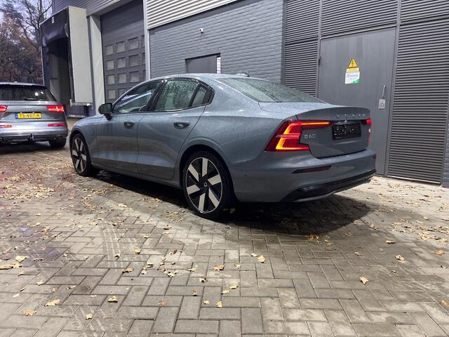 Volvo S60 T8 Recharge Ultimate Dark | Bowers&Wilkins | Head-Up | Panoramadak | 360° Camera | BLIS