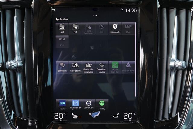 Volvo S90 T5 Momentum - Adaptive Cruise Control - Pilot Assist - BLIS dodehoekassistentie - Elektr. bedienbare best.stoel met geheugen - Lederen bekleding met zittingverlengers - Verwarmbare voorstoelen - Full LED verlichting met actieve bochtenverlichting - Apple®