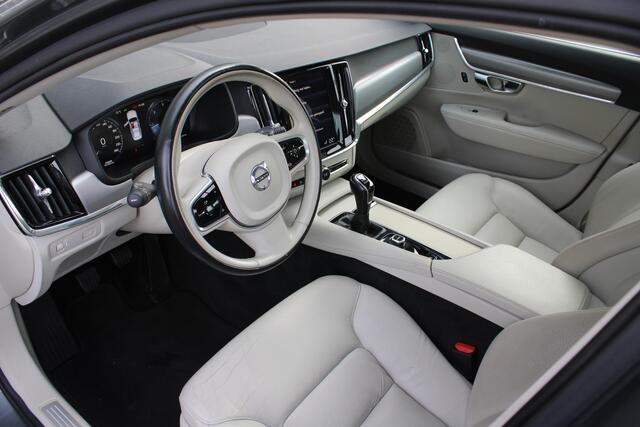 Volvo S90 D3 Momentum | Schuif/kantel dak | El. Trekhaak | Climate Control | BLIS | Verw. Voorstoelen