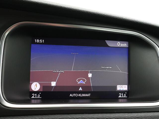 Volvo V40 2.0 D2 120 PK EURO 6 + NAVIGATIE