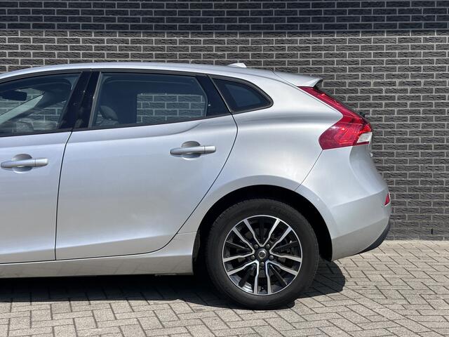 Volvo V40 1.5 T2 Nordic+ | Navigatie | Stoelverwarming | Climate Control