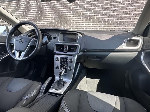 Volvo V40 1.5 T2 Nordic+ | Navigatie | Stoelverwarming | Climate Control