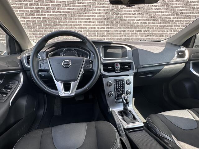 Volvo V40 1.5 T2 Nordic+ | Navigatie | Stoelverwarming | Climate Control