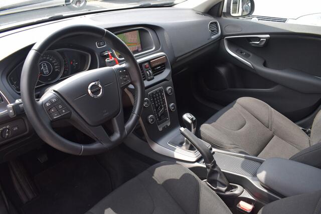 Volvo V40 2.0 T2 Nordic Dealeronderhouden LED Cruise Climate Navi