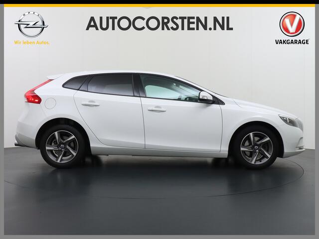 Volvo V40 2.0T Dual-Ecc Pdc 16" Licht-Regensensor Cruise Bluetooth Momentum Autonomous Emergency Braking Brake Assist System Privacy Glas Isofix 1500kg Trekvermogen! hoofdsteunen anti-whiplash Bots herkenning systeem EURO6
