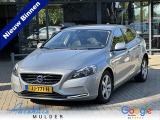 volvo-v40-2.0-t2-momentum-xenon-nav