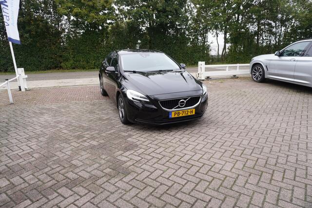 Volvo V40 2.0 D2 Nordic+ STANDKACHEL NAVI STOELVERWARMING