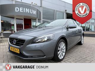 volvo-v40-2.0-t3-momentum-xenon-led