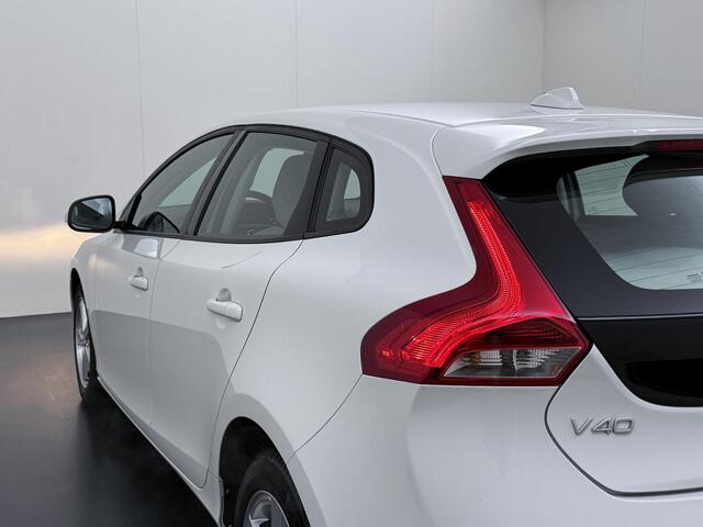 Volvo V40 1.5 T3 Momentum Climate Control/Verw Stoelen v+a/Bluetooth etc.