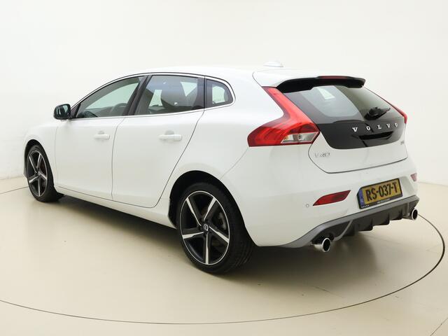 Volvo V40 D3 150pk Business Sport / Stoelverwarming / Nubuck bekleding / Navi /