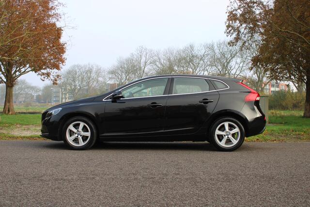 Volvo V40 2.0 D2 Nordic+ Clima Stoelverwarming Trekhaak