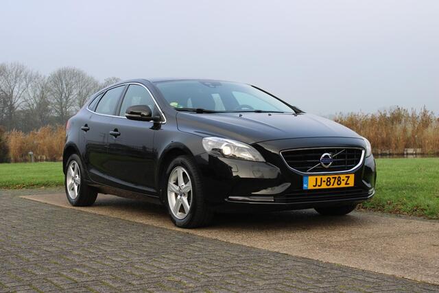 Volvo V40 2.0 D2 Nordic+ Clima Stoelverwarming Trekhaak