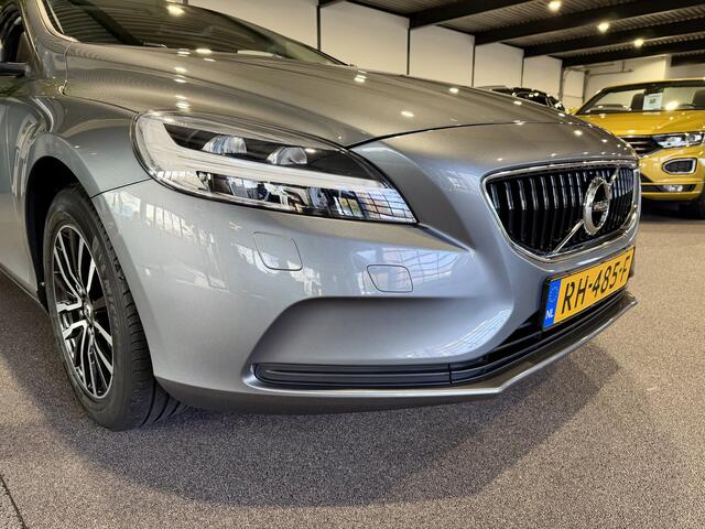 Volvo V40 2.0 T2 Nordic+ Navigatie| Trekhaak | Stoelverwarming | Dealer onderhouden | NAP