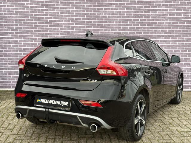 Volvo V40 1.5 T3 Polar+ Sport | DAB | Harman/Kardon | Keyless entry/start | Panoramadak | Regensensor | stoelverwarming | Trekhaak | Parkeercamera | Parkeersensoren V+A |