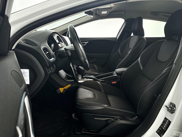 Volvo V40 T2 Polar+ | Parkeercamera | Stoelverwarming | Navigatie