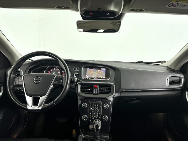 Volvo V40 T2 Polar+ | Parkeercamera | Stoelverwarming | Navigatie