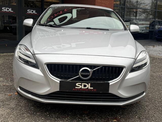 Volvo V40 2.0 T2 Momentum // NAVI // PDC // CLIMA // CRUISE // LED KOPLAMPEN // BLUETOOTH //