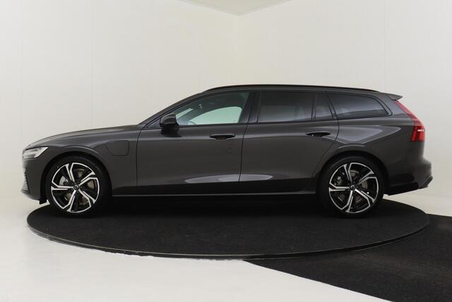 Volvo V60 T6 RECHARGE AWD ULTRA DARK -PANO.DAK|HARMAN/KARDON|360°CAM|ELEK.STOELEN|19"|HEAD-UP DISP.