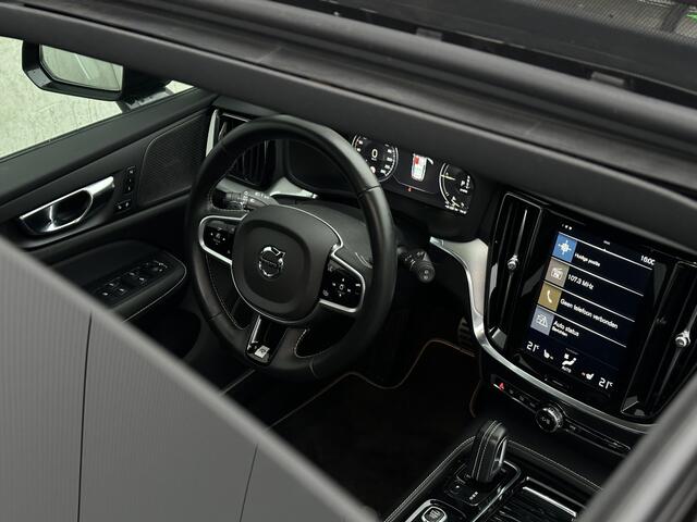 Volvo V60 2.0 T8 TE AWD R-Des. 392pk PANO CR CONTROL 360 CAMERA NAVI ECC