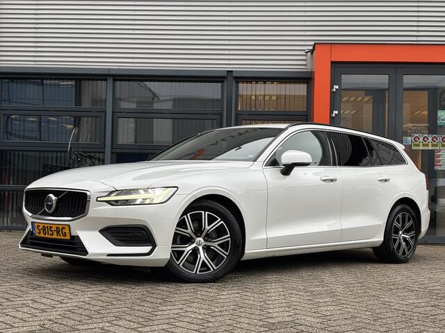 Volvo V60 2.0 B3 Core / NL Auto / Stoel & Stuurverwarming / Achterruitrijcamera / Googlemaps Navi /