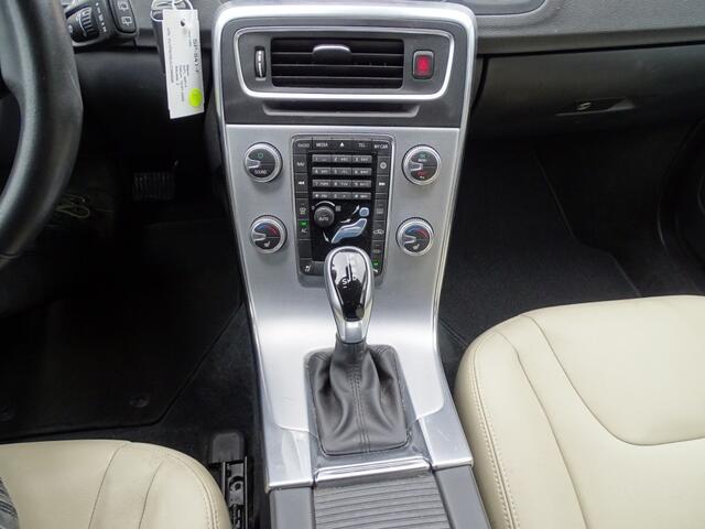 Volvo V60 1.5 T2 POLAR+-Automaat-Leer-Navi-Media-Blth-Verw stl-Trkh