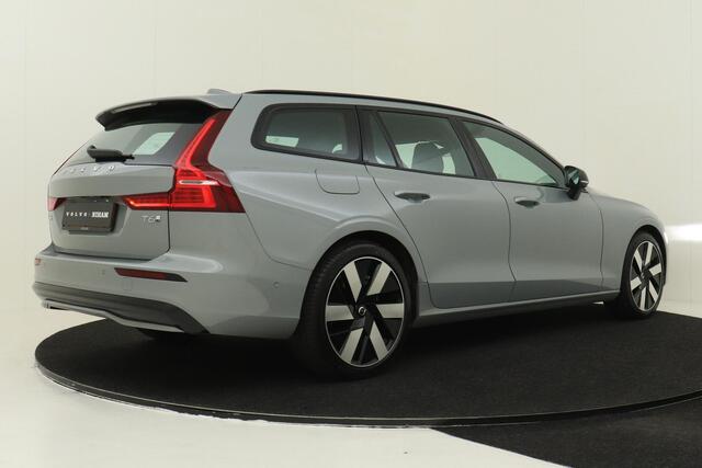 Volvo V60 T6 PLUG-IN HYBRID AWD ULTRA DARK -PANO.DAK|BOWERS&WILKINS|360°CAM|20"