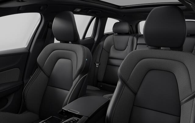 Volvo V60 2.0 T6 Plug-in hybrid AWD Plus Dark | Panodak | 19" | Getint glas | harman/kardon | Verwarmde voorruit