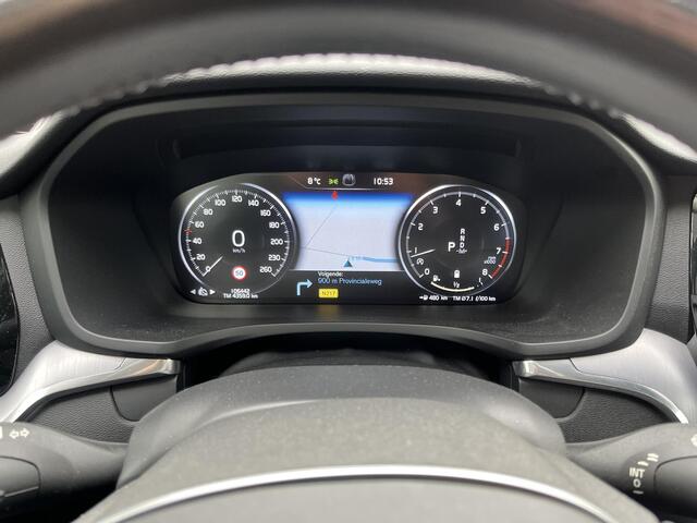Volvo V60 2.0 B3 Business Pro | NL Auto/2e Eig./Leder/Navi/Panodak/El.Trekhaak/19"/Adapt.Cruise/Apple CarPlay-Android Auto