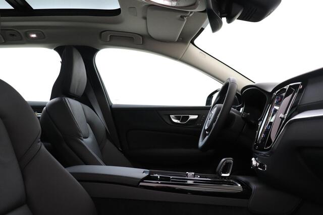 Volvo V60 T8 RECHARGE ULTRA DARK -PANO.DAK|HEAD-UP DISP.|CAMERA|HARMAN/KARDON