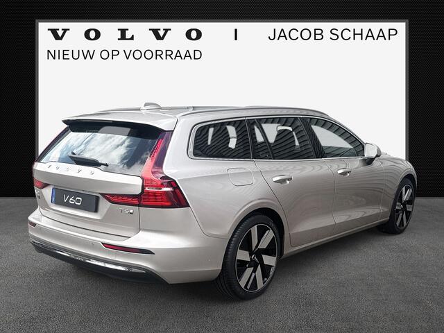 Volvo V60 2.0 T6 Plug-in hybrid AWD Essential Edition / Moritz Leder / Park Assist / 19" LMV / Verw. Stoel & stuurwiel