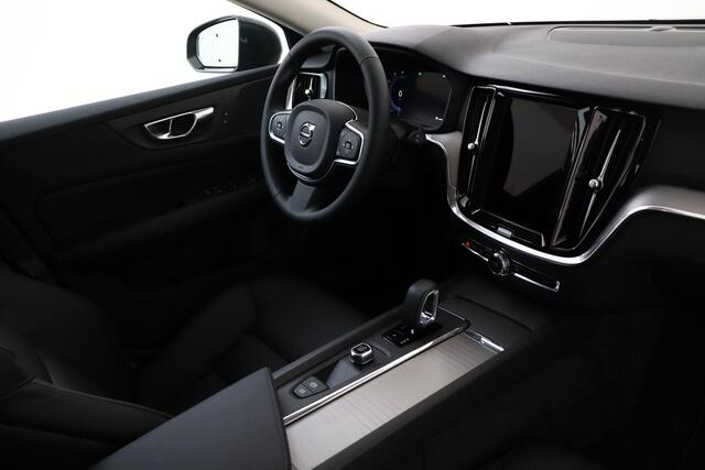 Volvo V60 B3 (M-HYBRID) ESSENTIAL -LEDER|ADAP.CRUISE|BLIS|CLIMATE|18"|CAMERA