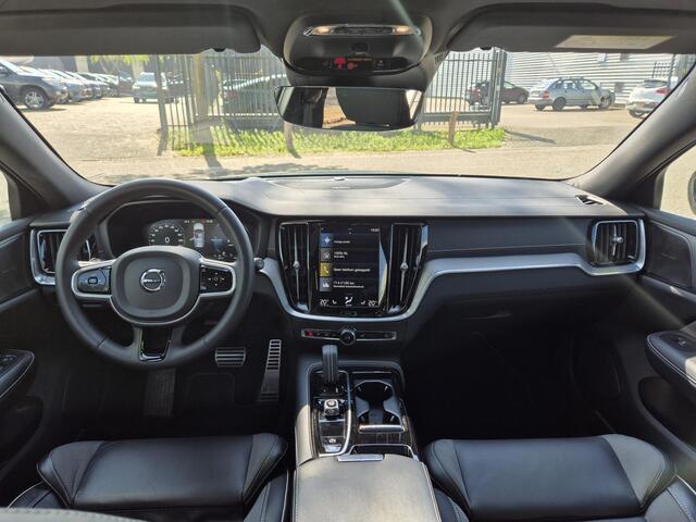 Volvo V60 2.0 T6 Recharge AWD R-Design LongRange/Panodak/Camera/Headup etc.