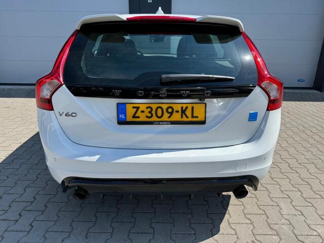 Volvo V60 2.0 T6 AWD POLESTAR 367PK / UKIEKE KM STAND / AUTOMAAT / VOLLEDI