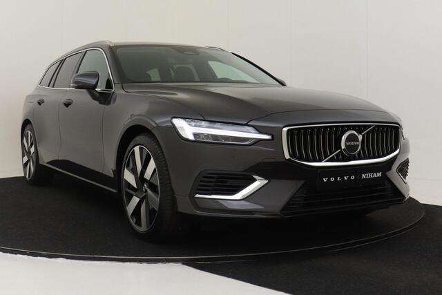 Volvo V60 T6 PLUG-IN HYBRID AWD ESSENTIAL EDITION -ADAP.CRUISE|CLIMATE|BLIS|19"|PRIVACY.GLASS|PARK.ASSIST