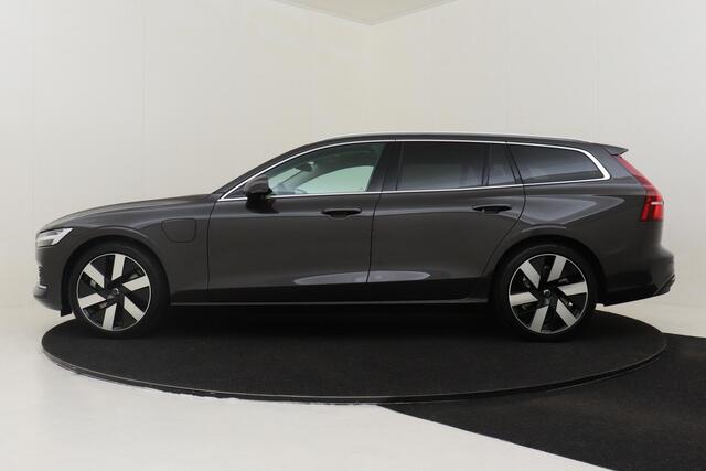 Volvo V60 T6 PLUG-IN HYBRID AWD ESSENTIAL EDITION -ADAP.CRUISE|CLIMATE|BLIS|19"|PRIVACY.GLASS|PARK.ASSIST
