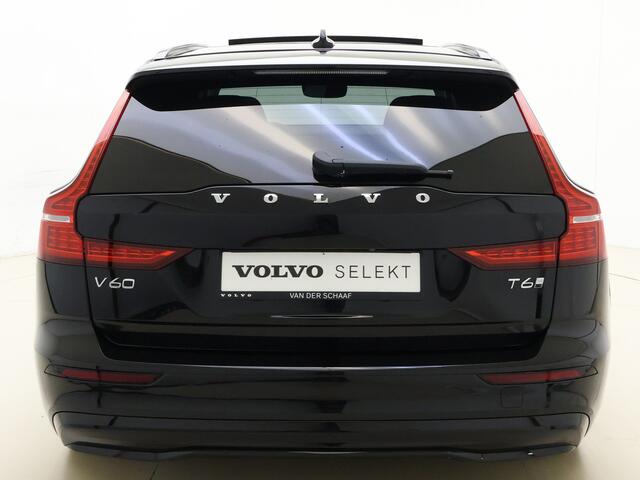 Volvo V60 T6 350pk AWD Ultra Dark / Panorama dak / Harman en Kardon Audio / Elektr. stoelen met geheugen / HUD / 19'' velgen / Lederen dashboard /