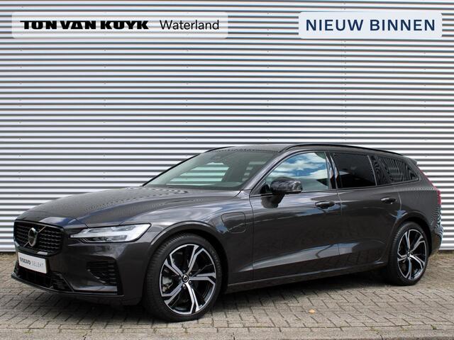 Volvo V60 2.0 T6 Plug-in hybrid AWD Plus Dark Automaat / 19" velgen / Harman Kardon / Privacy Glass / 360* camera