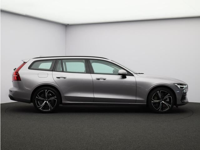 Volvo V60 2.0 T6 Plug-in hybrid AWD Core Business Edition / Harman Kardon / 360 camera / 19" / Stoel en stuurverwarming / Achterbankverwarming /