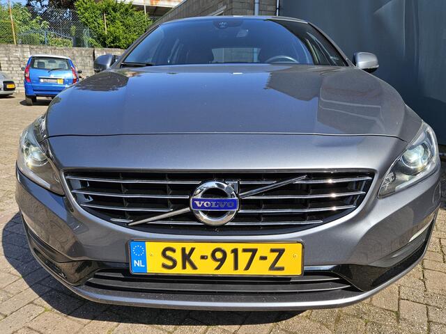 Volvo V60 1.5 T2 Polar+ Dynamic LEER NAVI TEL LM TREKHAAK