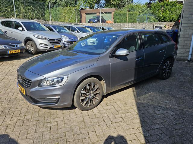 Volvo V60 1.5 T2 Polar+ Dynamic LEER NAVI TEL LM TREKHAAK