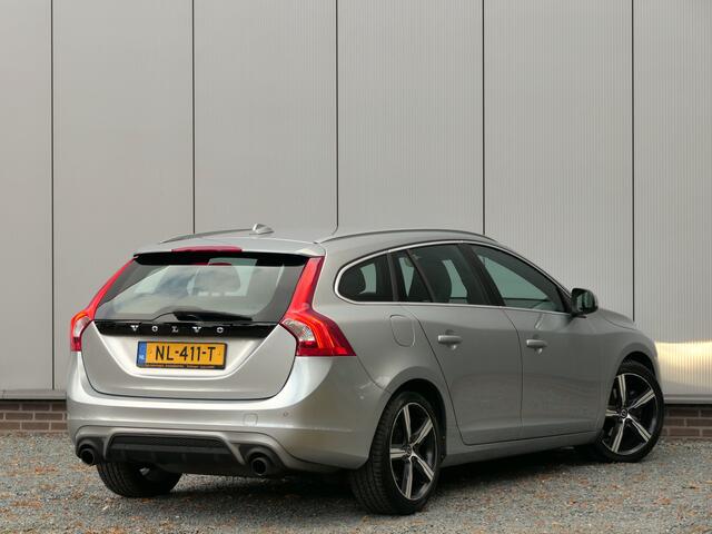 Volvo V60 1.5 T3 AUT R-Design Xenon / Standkachel / Cruise control
