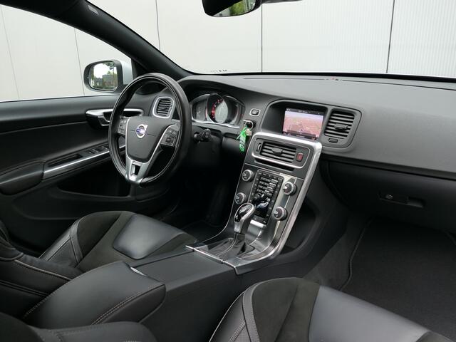 Volvo V60 1.5 T3 AUT R-Design Xenon / Standkachel / Cruise control