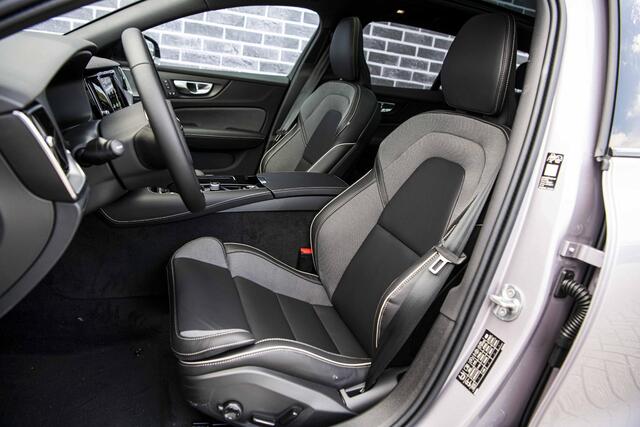 Volvo V60 2.0 T6 Plug-in hybrid AWD Plus Dark | Panoramadak | Head Up Display | Aurora Silver | Donker Glas | 360 Camera | 19" |