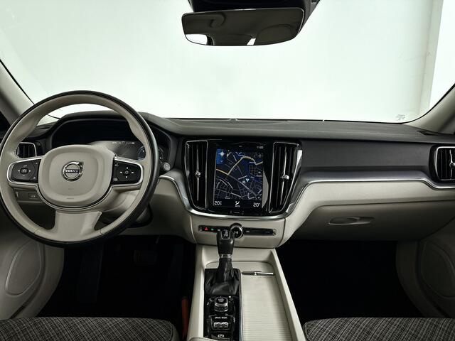 Volvo V60 D4 Aut. Momentum Pro | Parkeercamera | Trekhaak