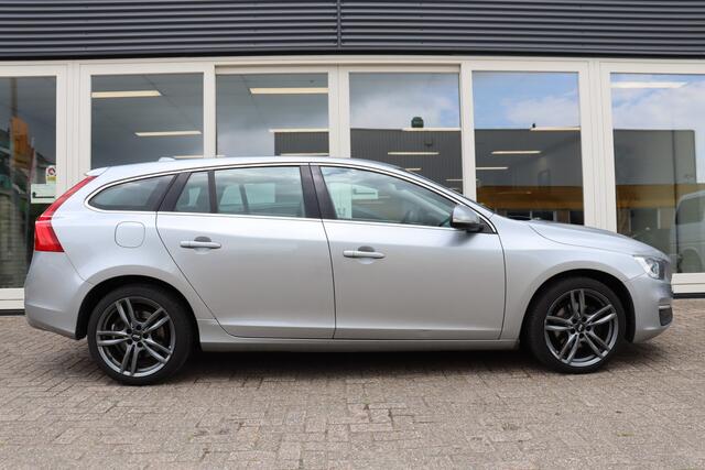 Volvo V60 2.0 D3 150 Pk Nordic+, Airco, Cruise Control, Stoelverwarming, PDC A, Prijs Is Rijklaar Inclusief 6 Maanden Garantie