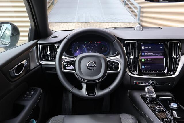 Volvo V60 T6 Plug-in hybrid AWD Ultra Dark | 20" Heico sportvelgen | Bastuck uitlaat | Heico sportveren | Bowers & Wilkins