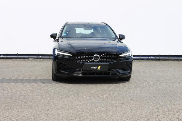 Volvo V60 T6 350PK Automaat Plug-in hybrid AWD Plus Dark Long Range / Google infotainment / Cruise Control / Lederen bekleding / Keyless entry / Elektrisch bedienbare voorstoelen met geheugen / Verwarmbare voorstoelen